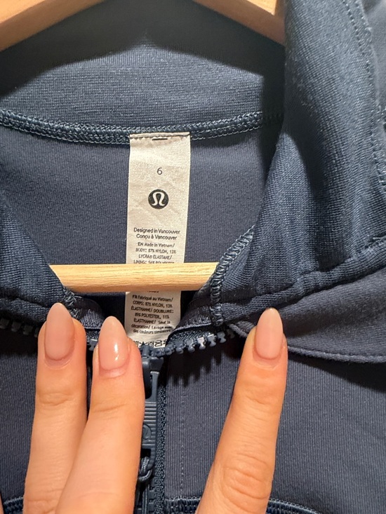 Lululemon define jacket - Picture 2 of 3